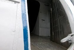 Ан-22 двери