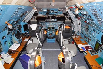 Кабина Ан-124, 2004 год